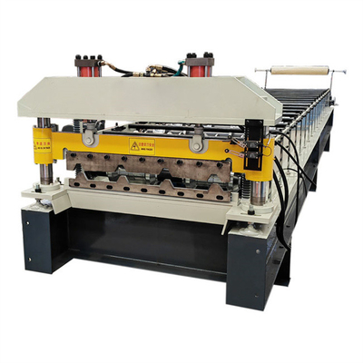 Aluminium Roof Panel Roll Forming Machine Tebal 0.3-0.6mm