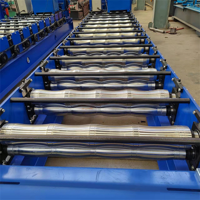 Besi 3-5m / mnt Mesin Roll Forming Ubin Mengkilap geser hidrolik untuk dinding atap