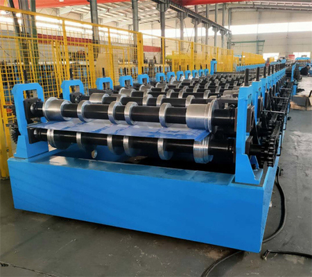 5.5kw Kecepatan Tinggi Rib Metal Panel Roll Forming Machine 15-20m / Min Sepenuhnya Otomatis Untuk Konstruksi Baja