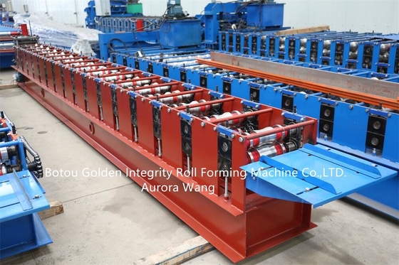 Genteng baja berkualitas baik menggunakan mesin ridge roll forming untuk menutupi panel atap dengan harga pabrik