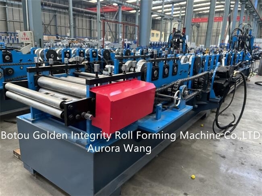 11kW CZ Purlin Roll Forming Machine Penyesuaian Ukuran 80-300mm Untuk Rumah Struktur Baja
