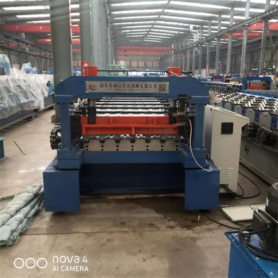 Baja Galvanis Decking Lantai Roll Forming Machine Sistem PLC