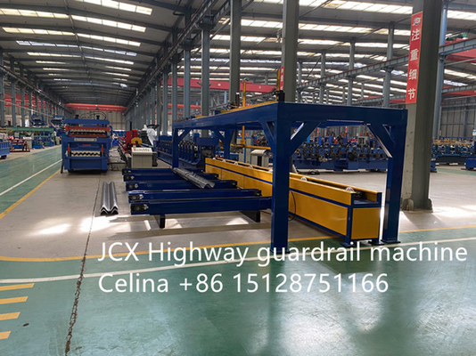 2 Gelombang Highway Guardrail Roll Forming Machine CE Dan Sertifikasi ISO