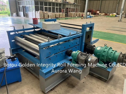 Lembaran Baja Aluminium Mesin Roll Forming Dingin Mesin Embossing Lembaran Logam CE