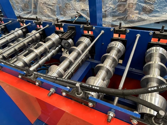 Cladding Wall Panel Roll Forming Machine 380V Disesuaikan