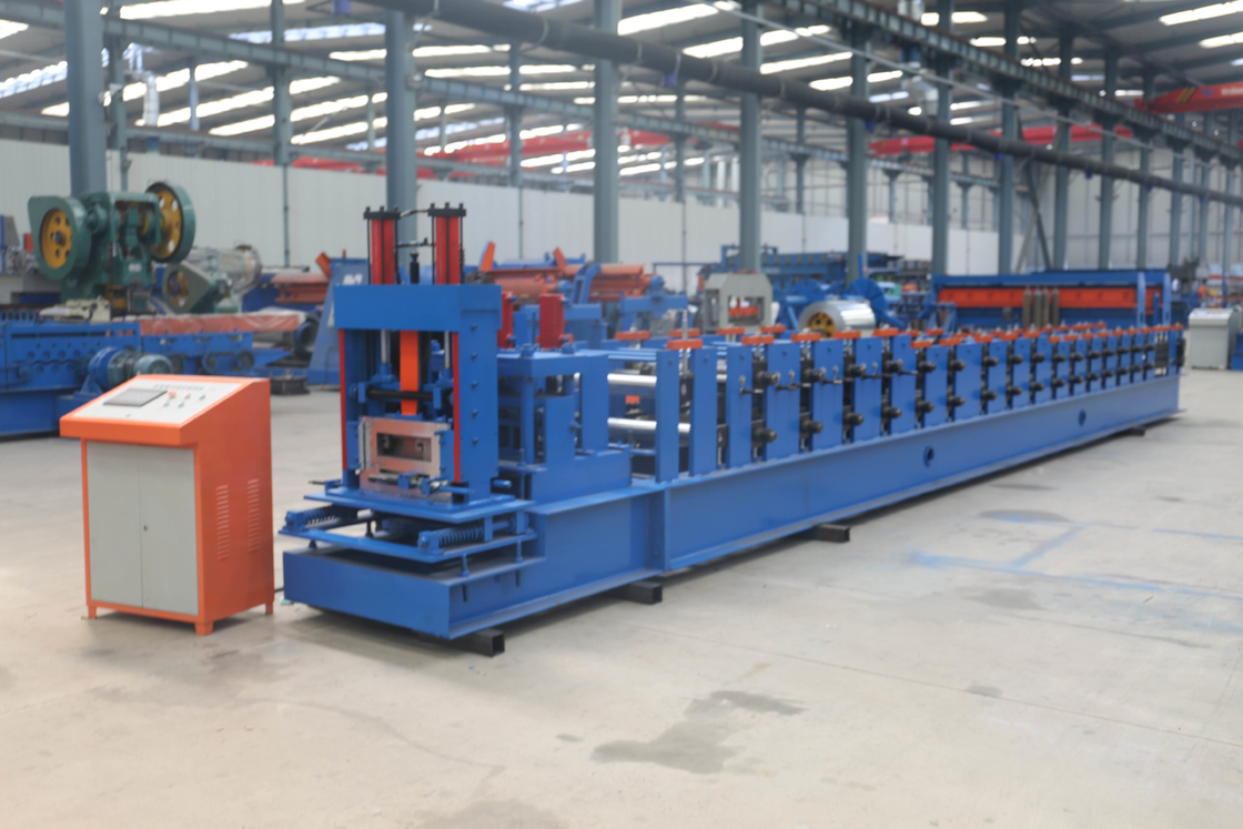 Baja Galvanis CZ Purlin Roll Forming Machine PLC C Channel Cold Roll Forming Machine
