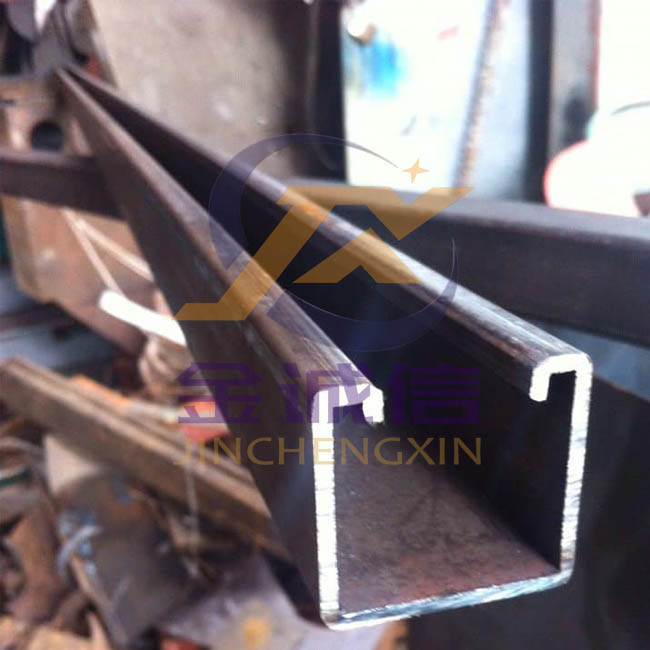 Mesin Roll Forming 23M / MIN Untuk Struktur Surya Mesin Pembentuk Saluran PLC C