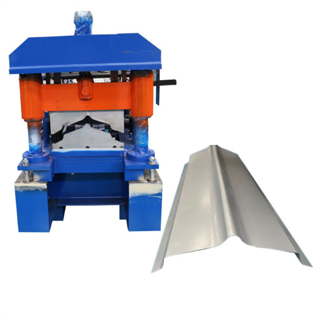Lembaran Atap Logam Ridge Capping Mesin Roll Forming Setengah Putaran Ridge Hat Machine